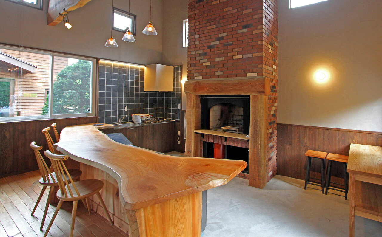 薪火で料理を楽しめる新コテージが誕生|KITA-KARUIZAWA Sweet Grass