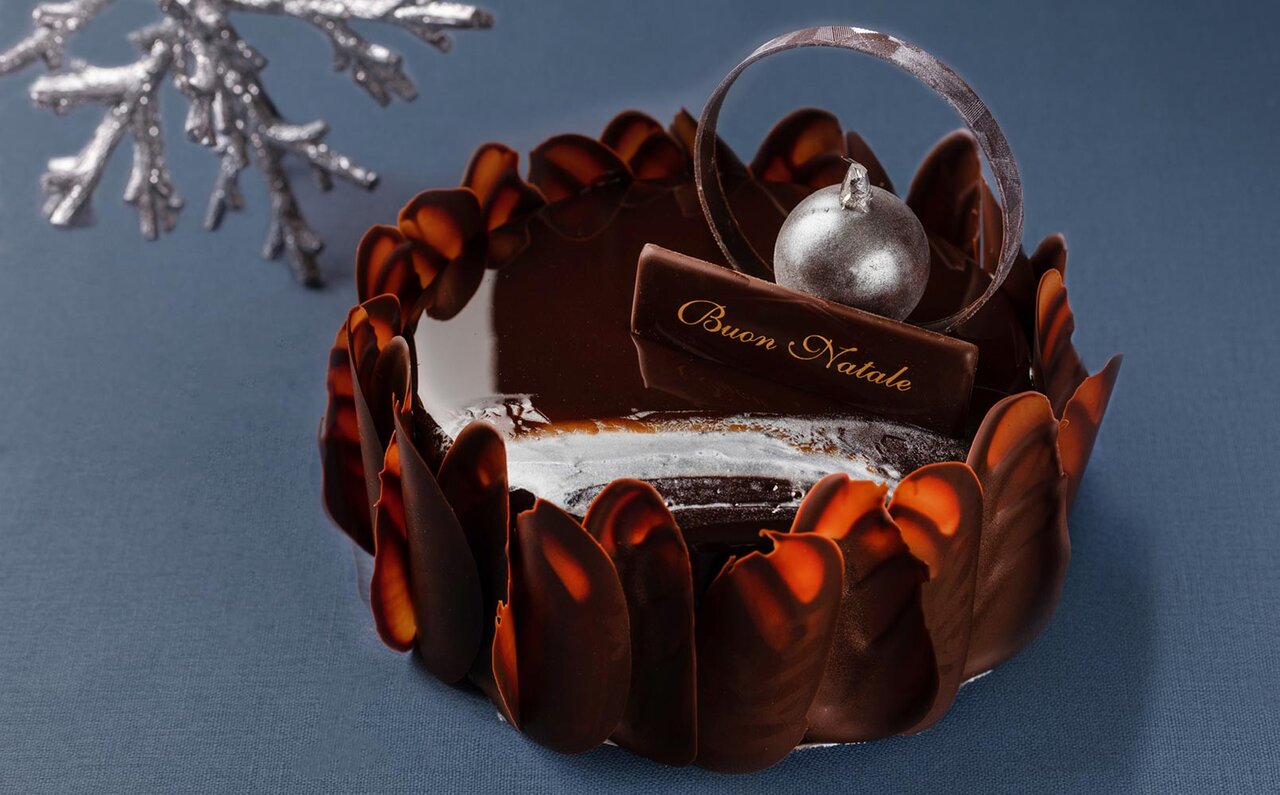 おうちクリスマスを盛り上げるカラフルでハッピーなクリスマスケーキ｜GRAND HYATT TOKYO