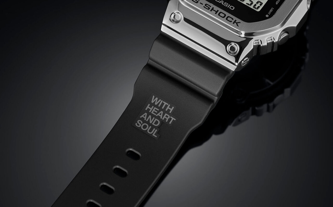 石川 遼選手との初コラボレーションモデル「GM-5600RI20」が登場｜G-SHOCK