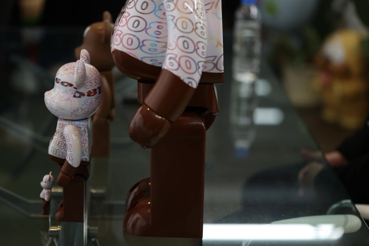 BE@RBRICK 8時16分だよ!湯呑みでコーヒー 発売記念 ムロツヨシ インタビュー|MEDICOM TOY