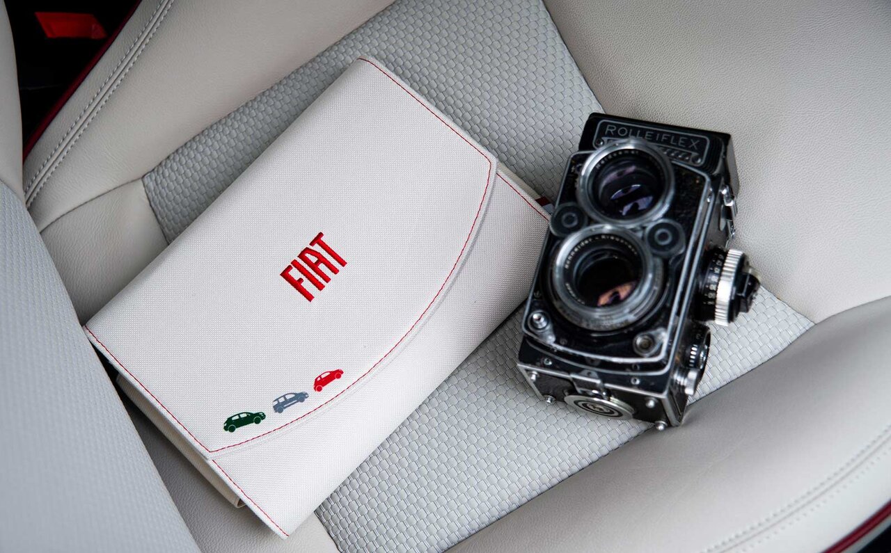 スタイリスト長澤実香とマガジニスト北原徹が語る、現代に蘇った“甘い生活” FIAT 500チンクエチェント ドルチェヴィータの魅力|FIAT