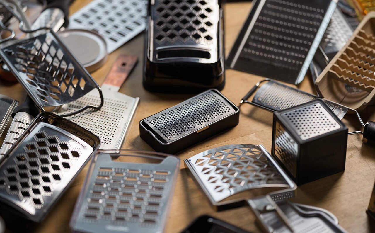 食材を“ふわっふわっ”におろすことを極めた飯田屋のオリジナル調理道具「エバーおろし」|IIDAYA