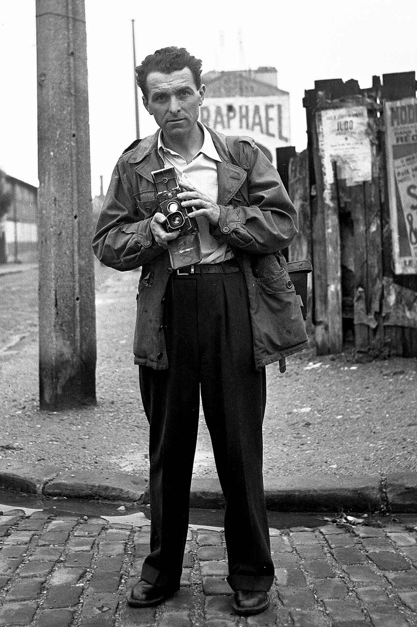 パリと音楽をテーマとした写真家ドアノーの展覧会が開催