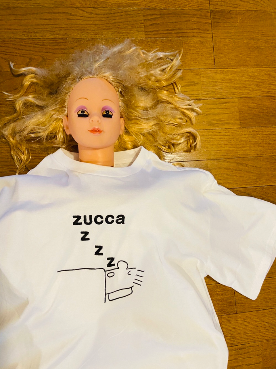 現代美術作家の加賀美健とZUCCa 初のコラボレーションコレクションが発売｜ZUCCa