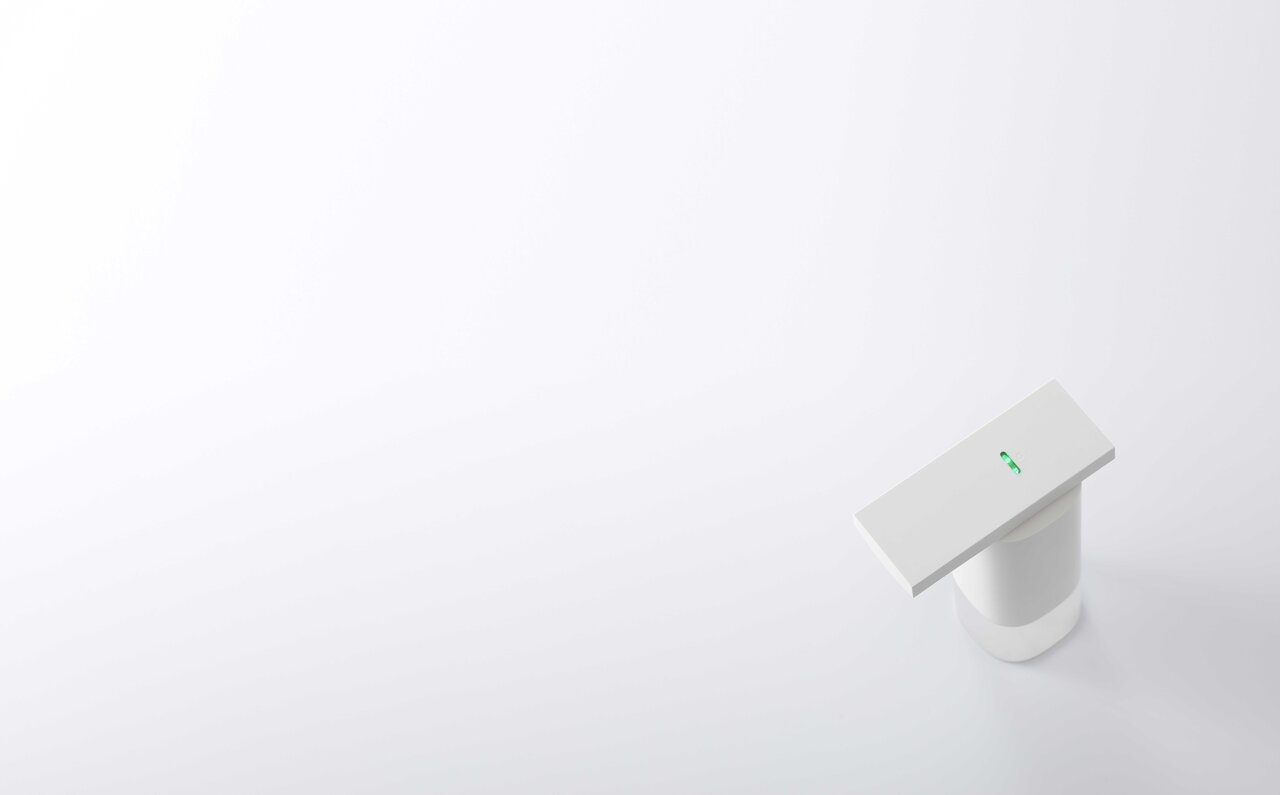 プラスマイナスゼロよりオートディスペンサーと衣類スチーマー用ミトンが登場｜±0 