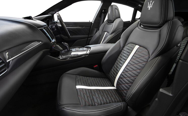 イタリア国旗に敬意を表した5台限定のレヴァンテ トロフェオ｜Maserati