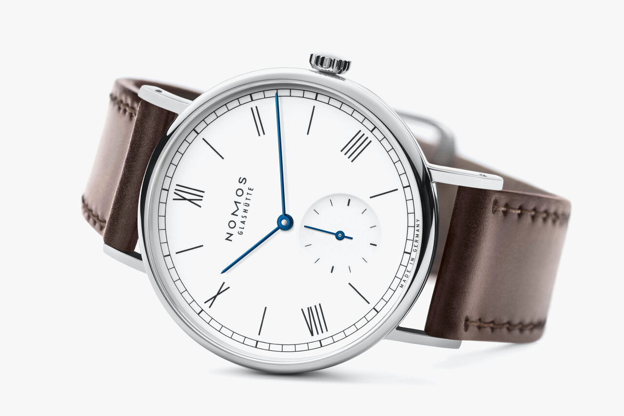 格調のある小径モデル。エナメル調の光沢が美しい新作「ラドウィッグ」｜NOMOS GLASHÜTTE