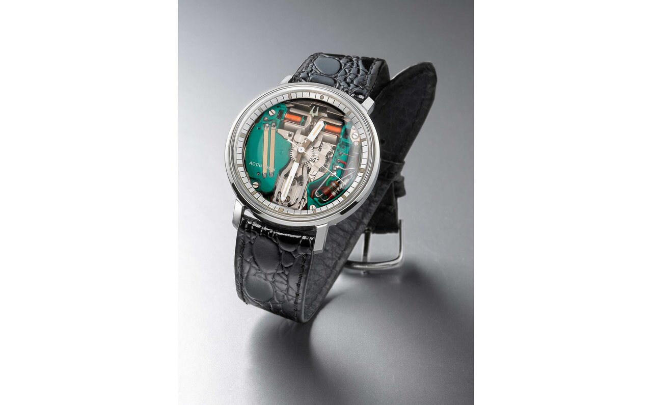 アキュトロン誕生60周年を祝し、世界初の静電誘導機能を搭載した新作登場|ACCUTRON