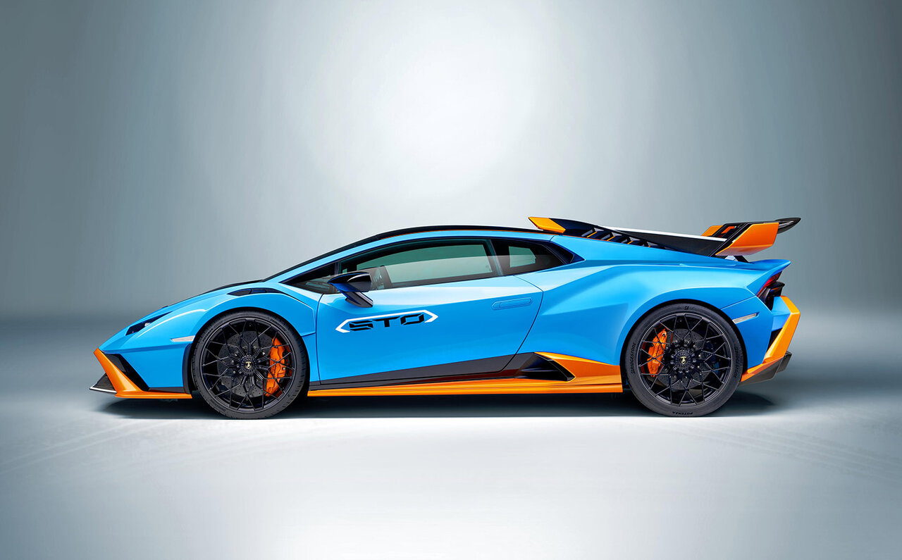 レース仕様直系の公道モデル　ランボルギーニ「ウラカンSTO」　その開発に携わったキーパーソンにインタビュー｜Lamborghini