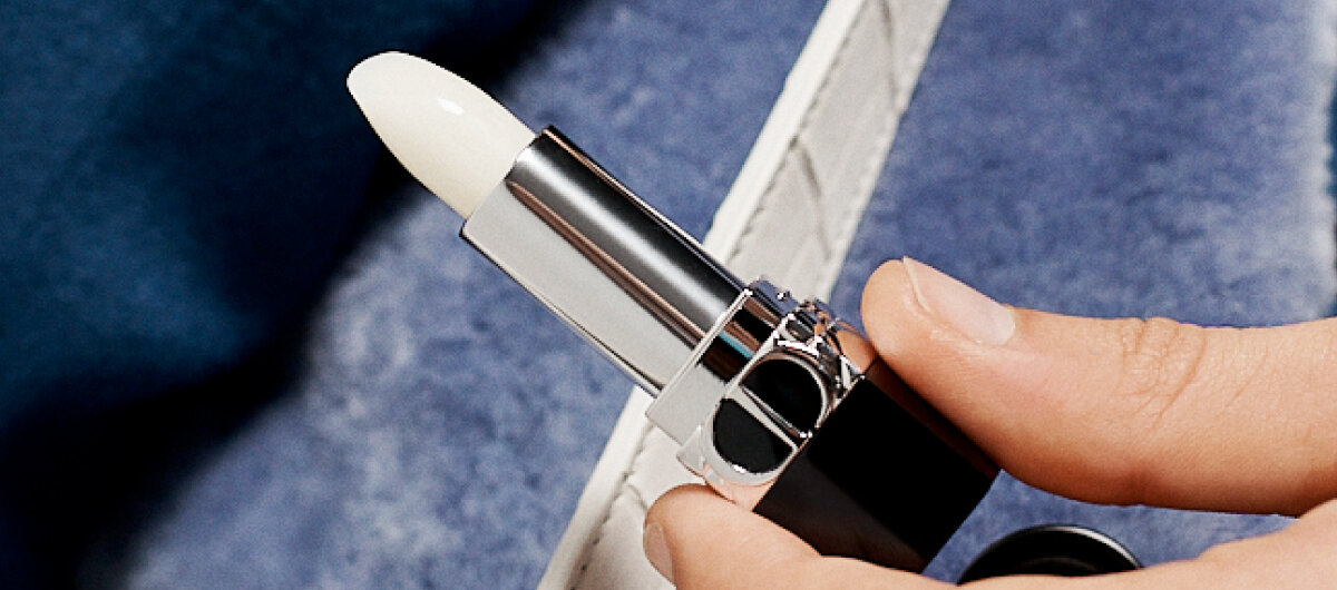 ディオール バックステージで作るナチュラルなルミナスメンズメイク｜DIOR