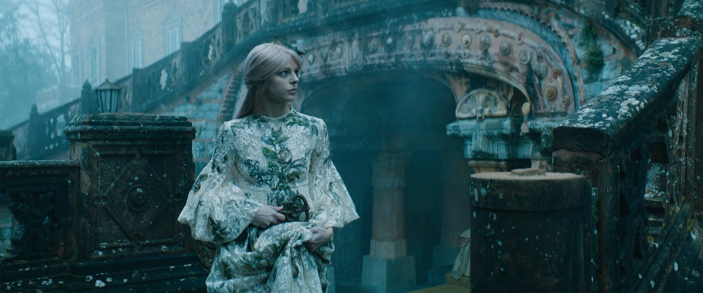 DIORがタロットカードにインスパイアされた『2021 春夏 オートクチュールコレクション』を発表｜DIOR