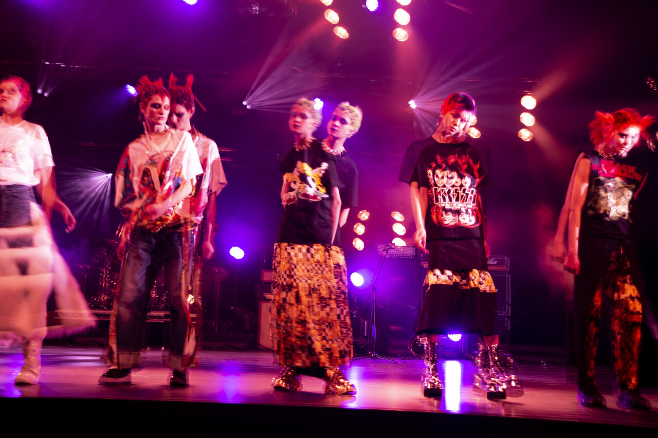 JUNYA WATANABE COMME des GARÇONSが魅せた最高のロックコンサート｜COMME des GARÇONS