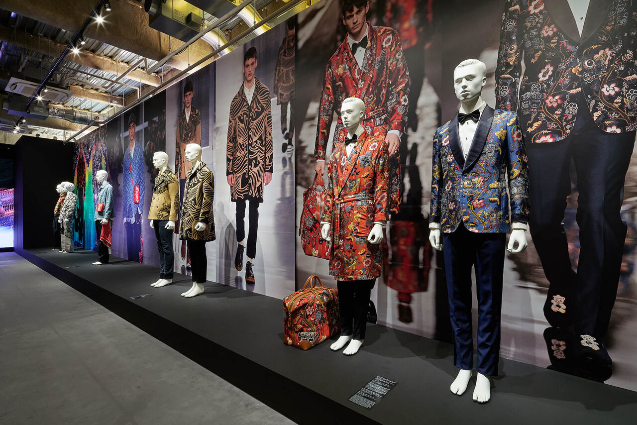 10のテーマでメゾンの約160年を振り返る『LOUIS VUITTON &』開催｜LOUIS VUITTON