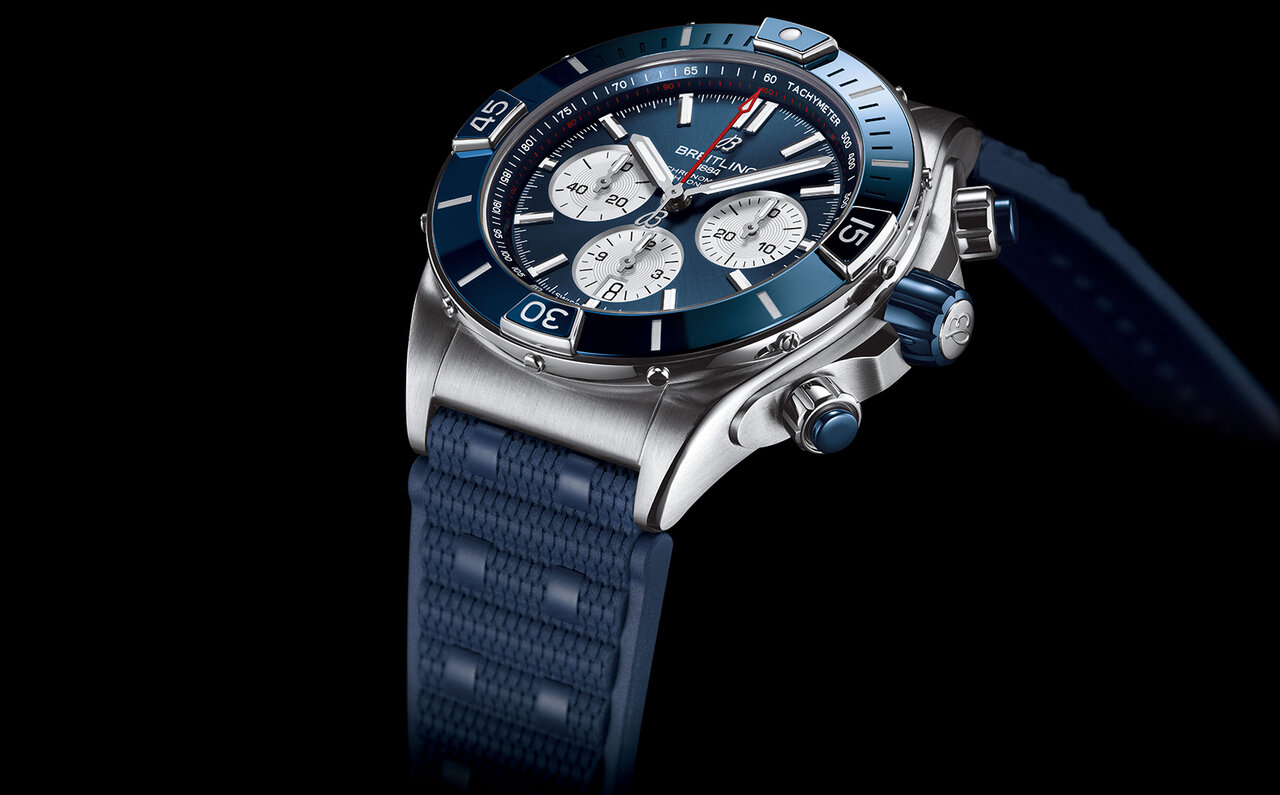 力強いデザインとスタイリッシュな要素が融合。スポーティーシックな新作「スーパー クロノマット」｜BREITLING