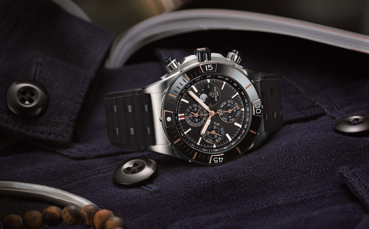 力強いデザインとスタイリッシュな要素が融合。スポーティーシックな新作「スーパー クロノマット」｜BREITLING