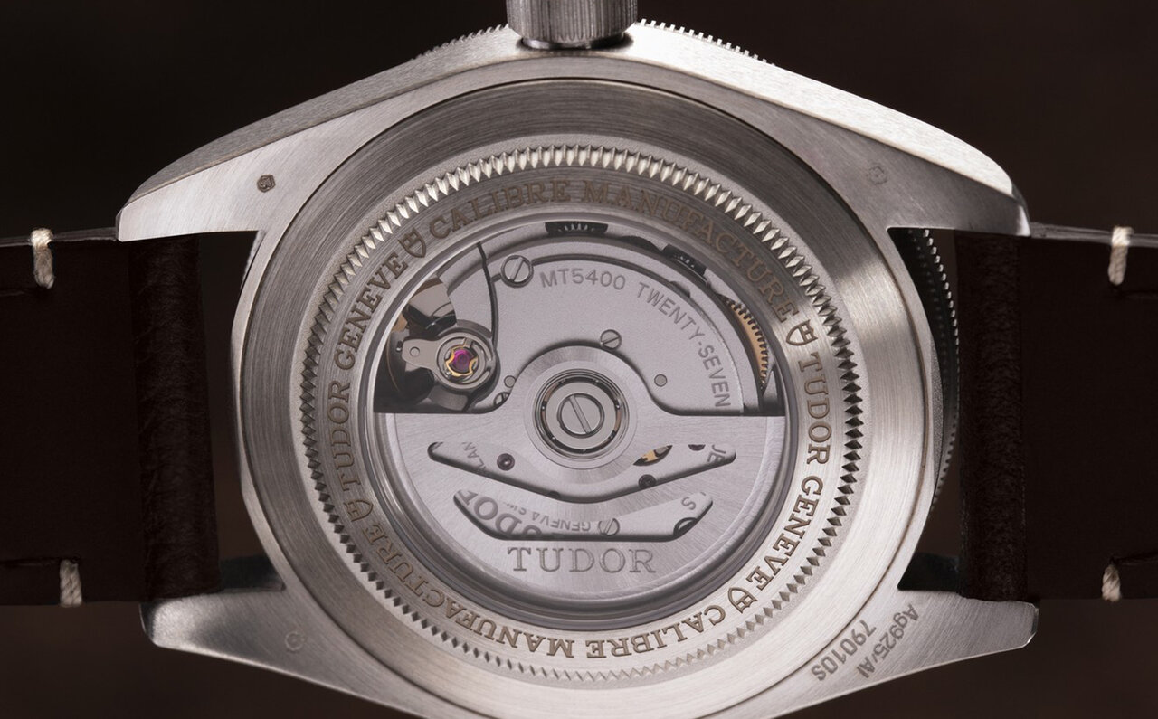 Waches & Wonders 2021新作。エイジングを楽しむシルバー素材を採用した「ブラックベイ フィフティ-エイト 925」|TUDOR