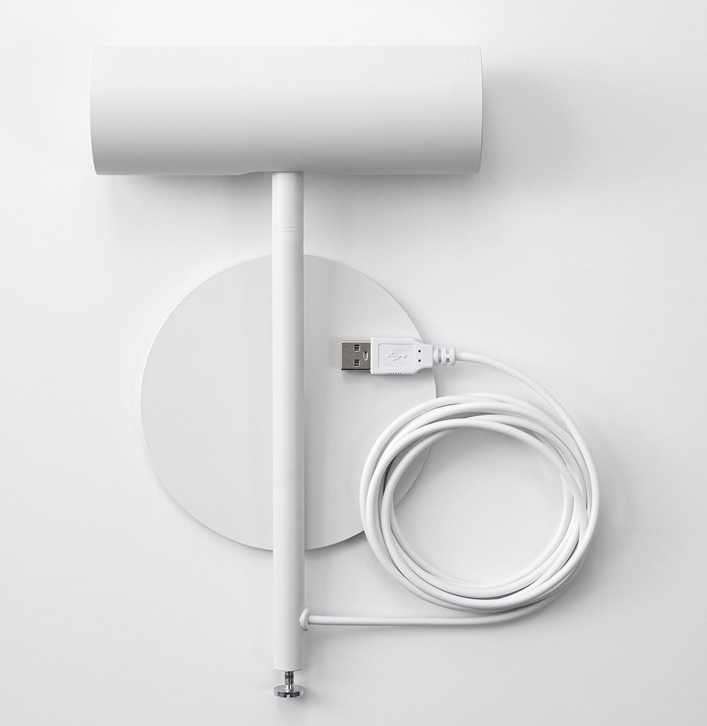 おうち時間をゆったり演出。プラスマイナスゼロからLEDスタンドライトが登場|±0