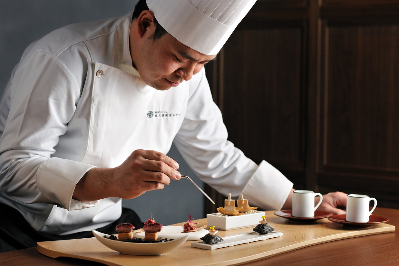 ぜひ来冬の計画に！　白銀の奥入瀬で、とびきりの津軽フレンチを、たっぷり3時間30分かけて堪能する｜TRAVEL