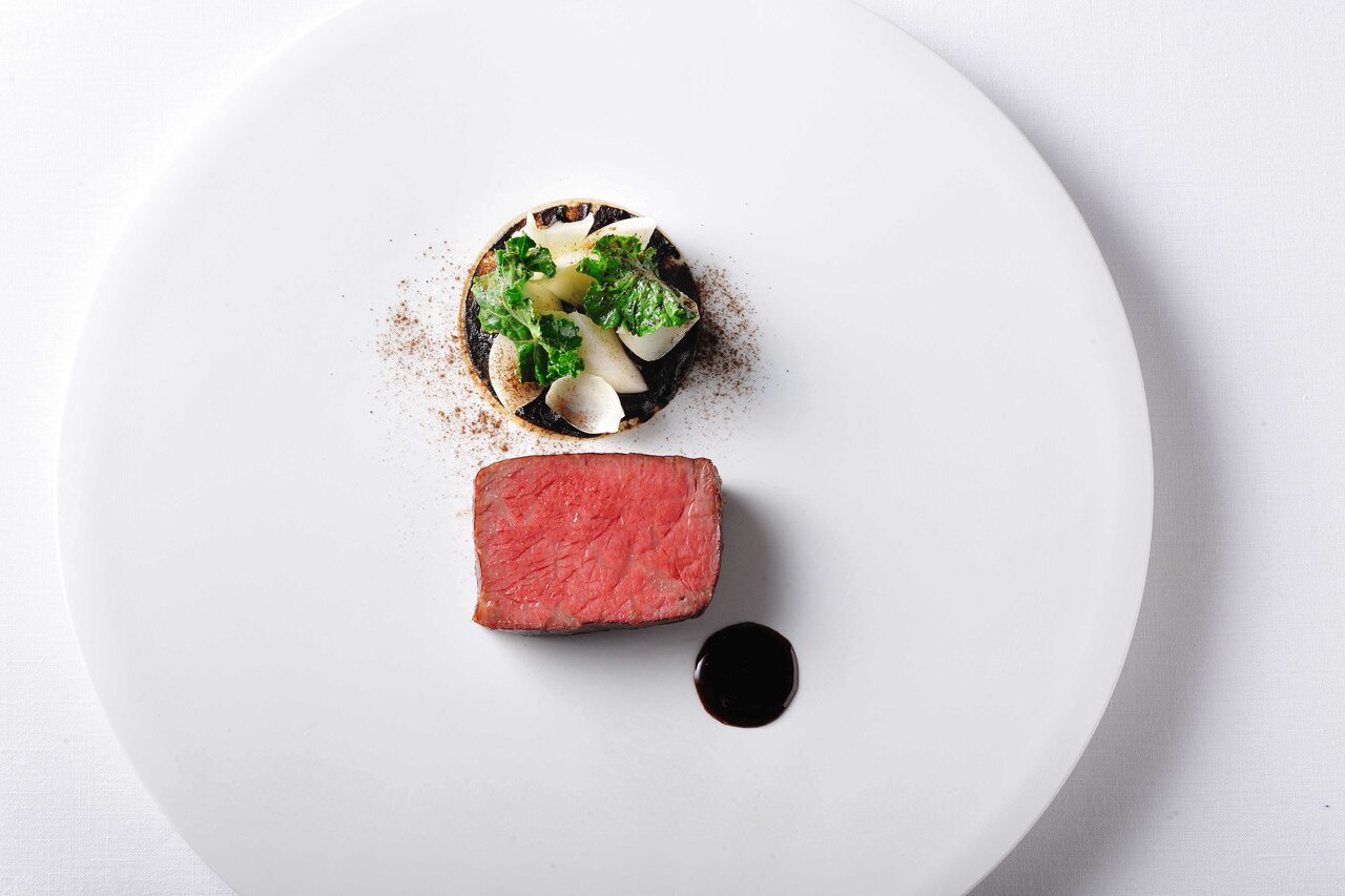 ぜひ来冬の計画に！　白銀の奥入瀬で、とびきりの津軽フレンチを、たっぷり3時間30分かけて堪能する｜TRAVEL