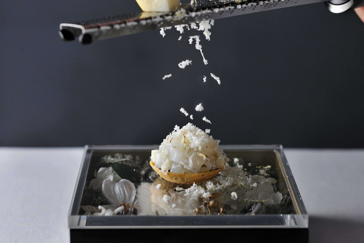 ぜひ来冬の計画に！　白銀の奥入瀬で、とびきりの津軽フレンチを、たっぷり3時間30分かけて堪能する｜TRAVEL