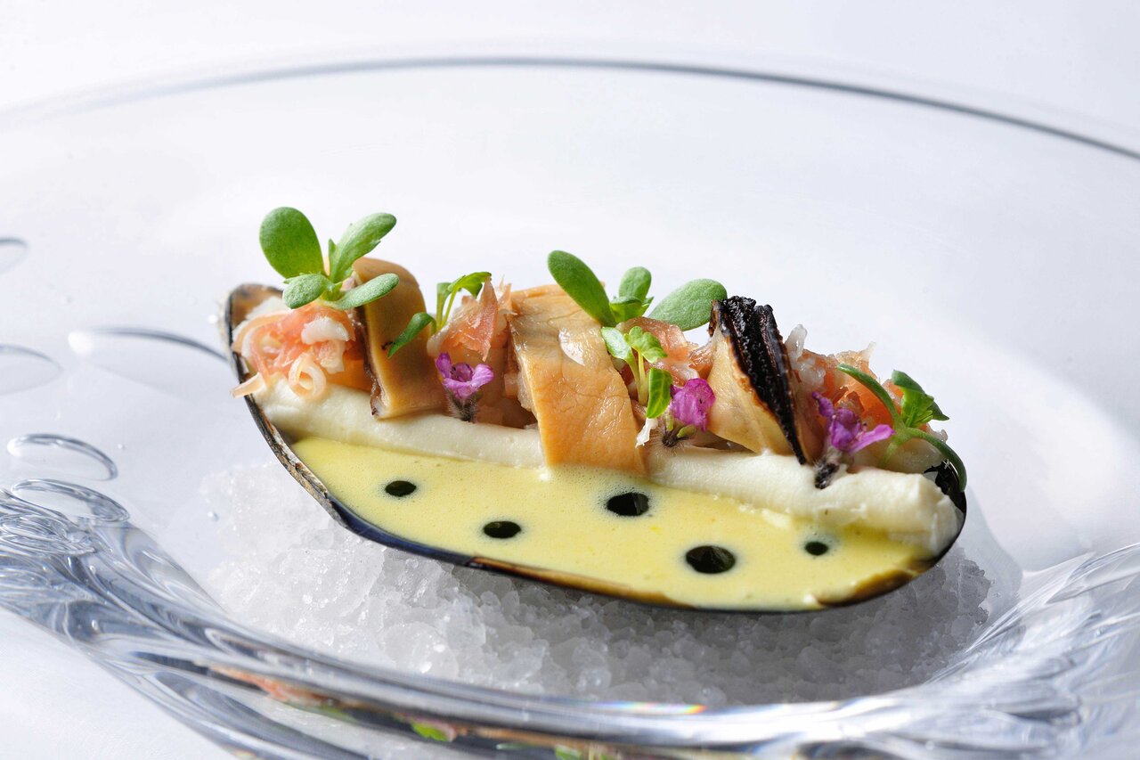 ぜひ来冬の計画に！　白銀の奥入瀬で、とびきりの津軽フレンチを、たっぷり3時間30分かけて堪能する｜TRAVEL