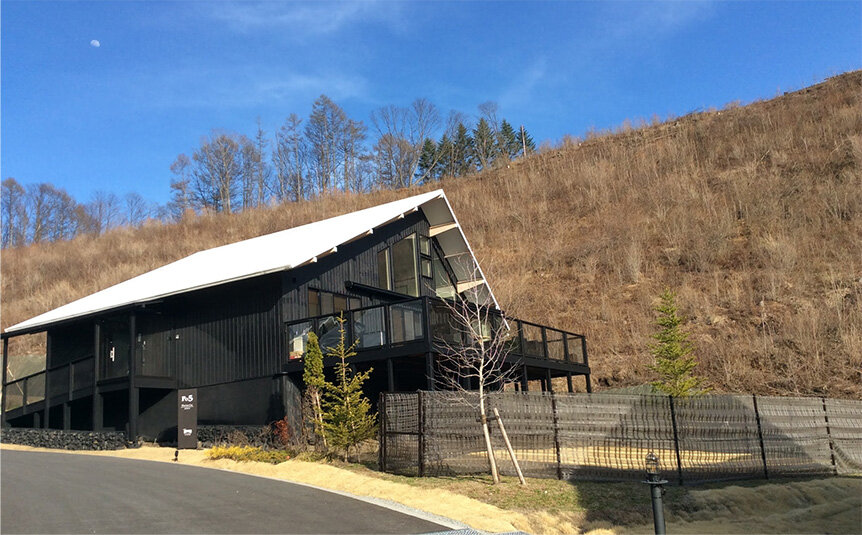 浅間山を望むヴィラリゾート「俺の別荘 あさま空山望」がグランドオープン！｜TRAVEL