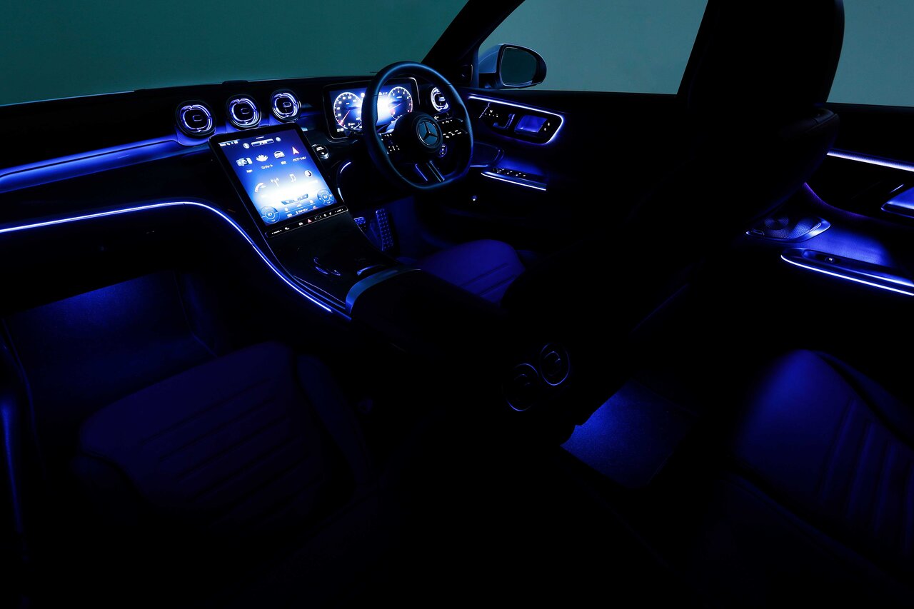 新型Sクラス譲りの新技術をてんこ盛り──メルセデス・ベンツ、新型Cクラスを発表｜Mercedes Benz