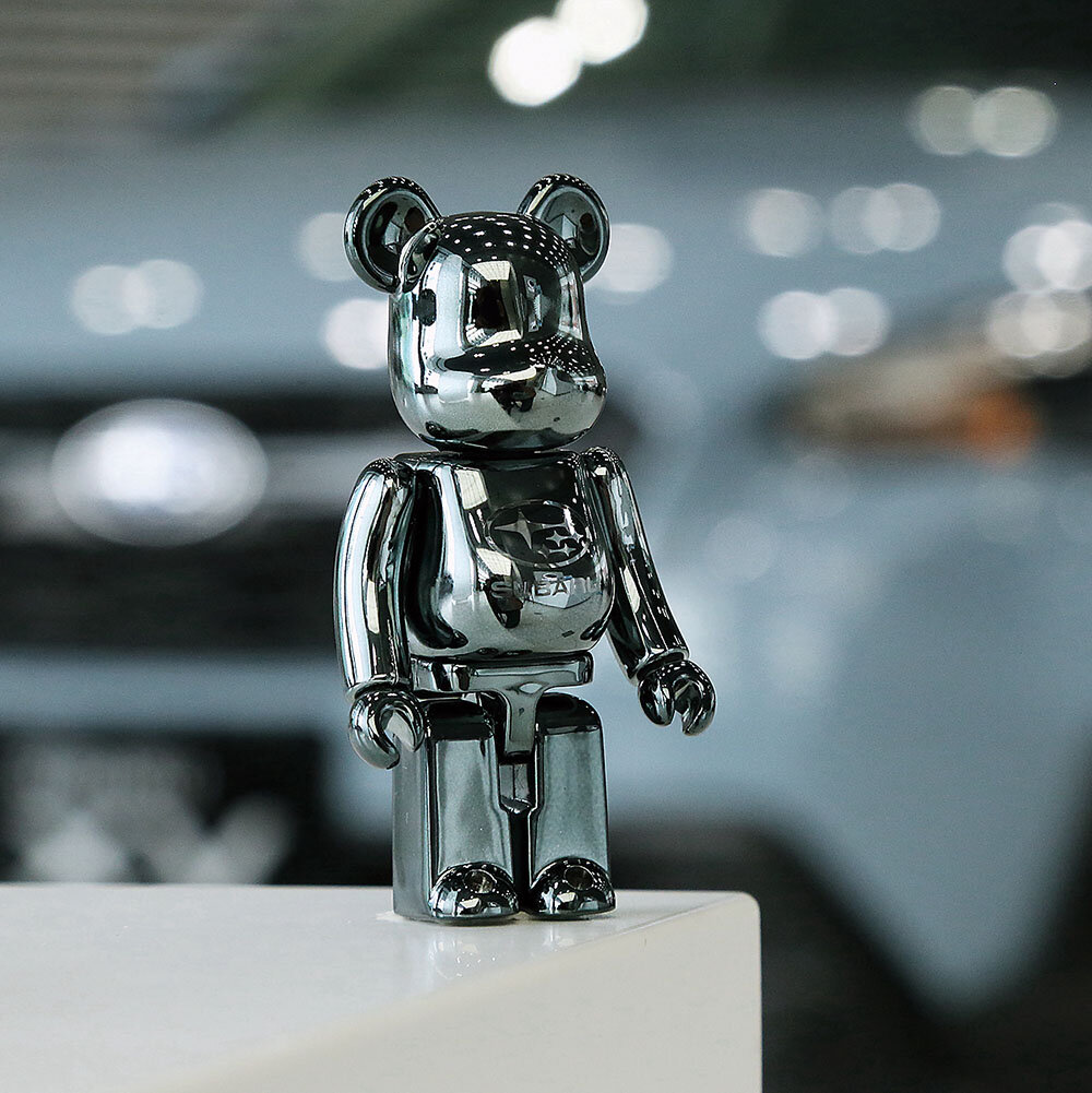 「SUBARU BE@RBRICK THE 1st MODEL 400％」発売。社名変更から４年、株式会社SUBARUが描く未来  | MEDICOM TOY