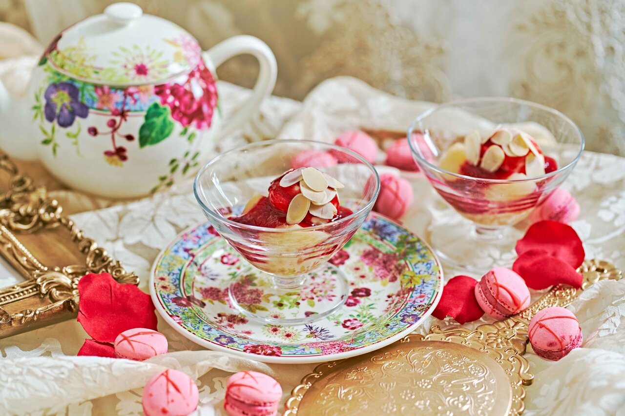 マリー・アントワネットの世界観に没入、旬のフルーツを楽しむスイーツビュッフェ|EAT