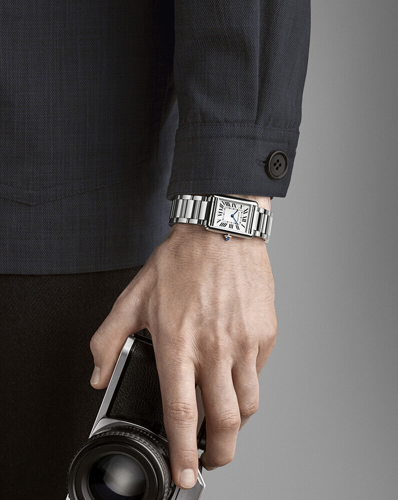 Watches & Wonders 2021新作。メゾンの伝統と洗練性を反映した新作「タンク マスト」|CARTIER