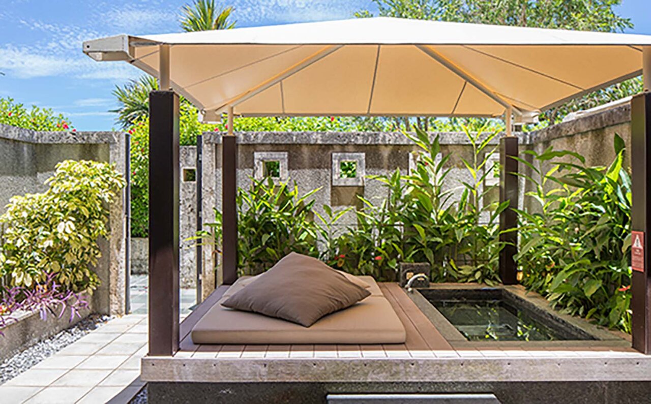 クラブラウンジを新設！「ザ・リッツ・カールトン沖縄」の実力やいかに!?｜TRAVEL