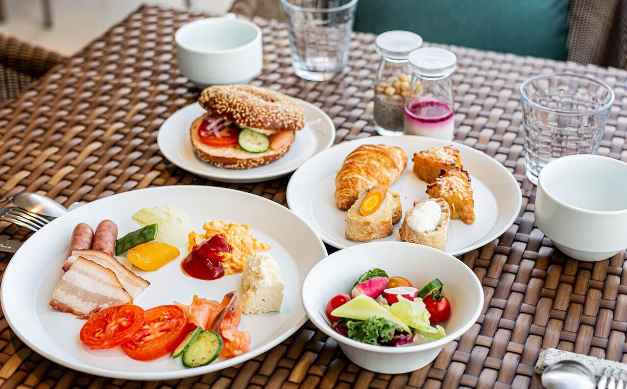 沖縄食材とラテンの融合⁉ ありそうでなかったリゾート料理に魅せられる|TRAVEL