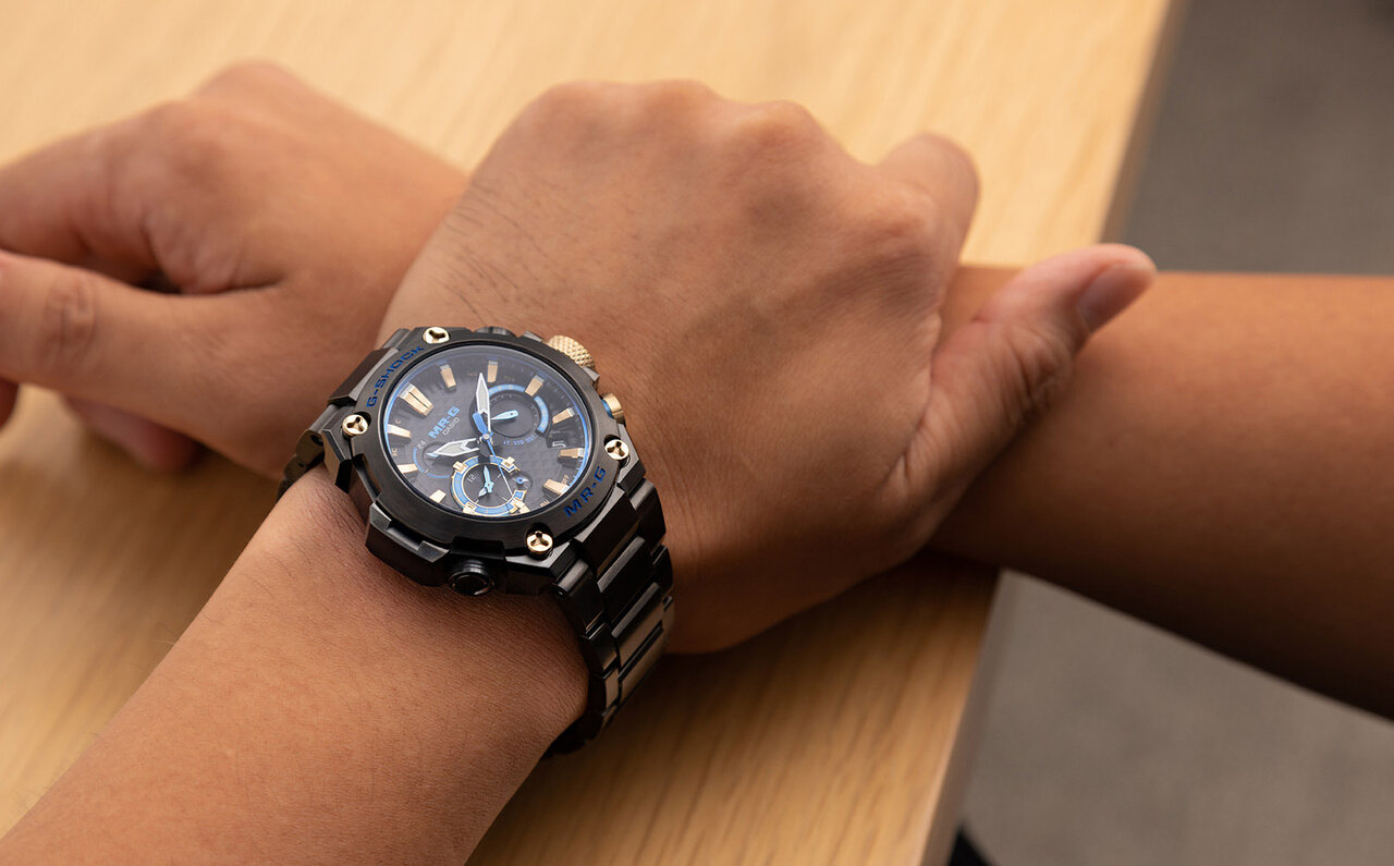 ファッション、働き方がフリースタイルになったいまこそ、「MR-G」を身に着けたい|G-SHOCK