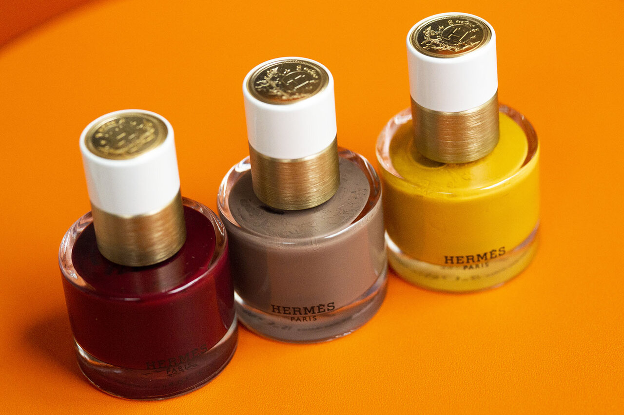 手を愛しむ、手を楽しむ、手を育む。 Hermèsの馬具職人へのリスペクトが感じられる、 新ビューティ〈レ・マン・エルメス〉が発売！｜HERMÈS