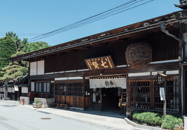 和食はもちろん、洋食とも響き合う、日本酒醸造の歴史から飛躍した、超貴重な泡酒|SAKE HUNDRED