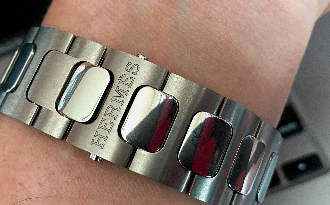 「エルメス H08」を腕に試載したOPENERS編集者による本音・独白｜HERMÈS