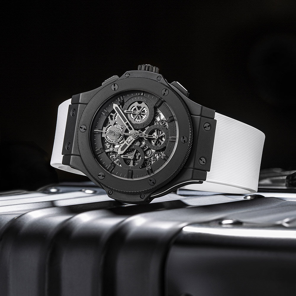 ウブロ得意のシックなモノトーン演出。77本のみという希少性も魅力！｜HUBLOT