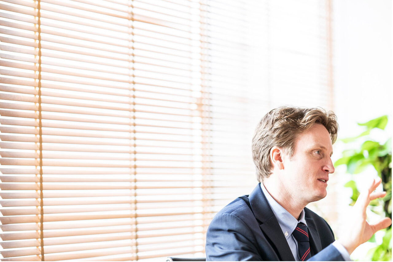 「日本人が知らないイスラエル」＃01：駐日イスラエル大使館経済担当公使ダニエル・コルバー氏｜イスラエルの医療テックが可能にした最速のワクチン接種。デジタル大国の今とは？