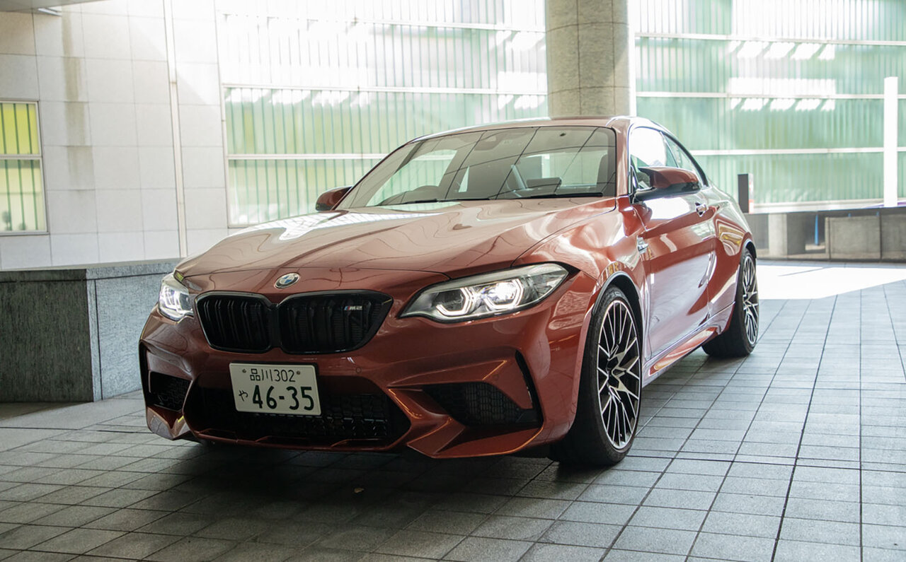 BMW M2に試乗──繊細にチューニングされたレースカーを思わせる走りが魅力｜BMW