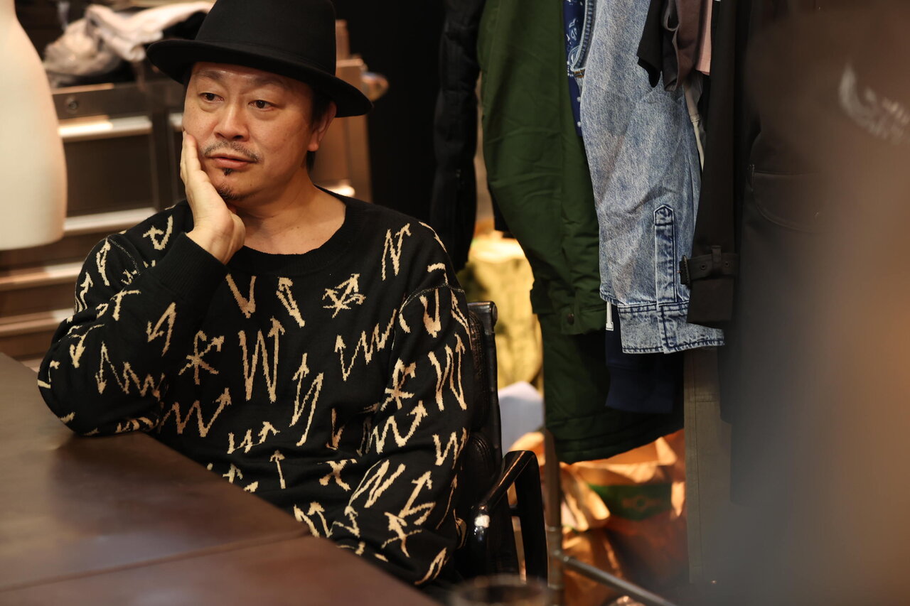 気鋭の若手デザイナーとの対談を通じ、ロアーガンズ濱中氏が振り返る20年とこれから｜roarguns