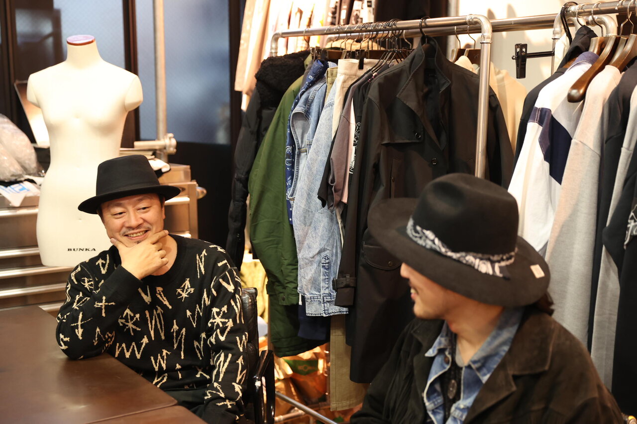 気鋭の若手デザイナーとの対談を通じ、ロアーガンズ濱中氏が振り返る20年とこれから｜roarguns