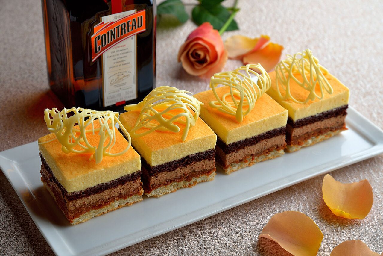 コアントロー×ホテル椿山荘東京がバレンタイン、ホワイトデーに贈る、オレンジ香る特別メニュー｜REMY COINTREAU