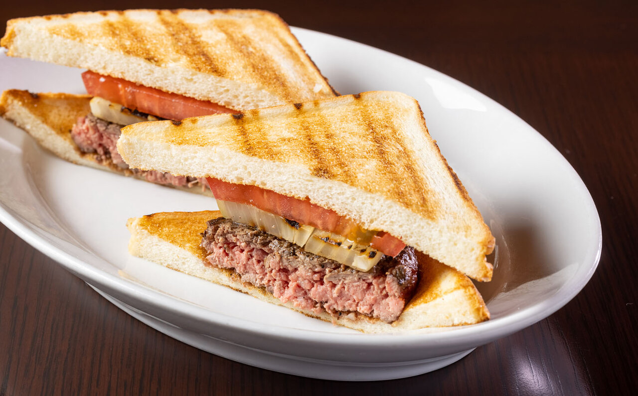 これが原点。ハンバーガー誕生初期の5種類を再現「テイスト オブ アメリカ」｜GRAND HYATT TOKYO