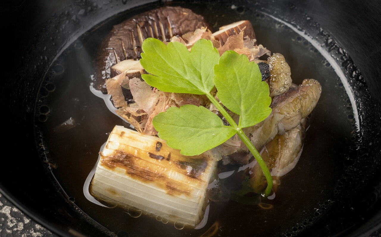 料理人の知識・手捌きを独占する和食版シェフズ・テーブル。「星のや軽井沢」究極のもてなしがここにあり!|TRAVEL