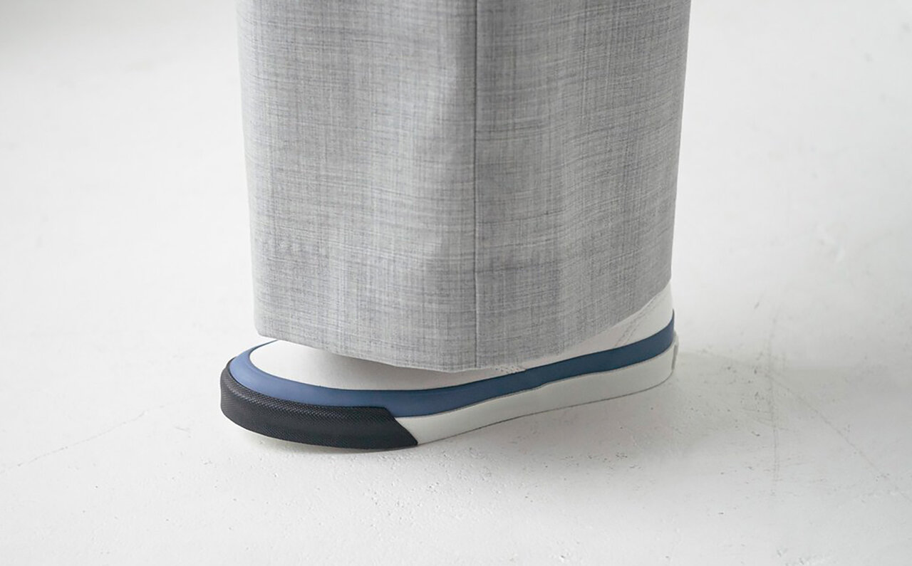 人気の定番シューズ「ASAHI DECK」を色付きラバーでアレンジ｜ASAHI