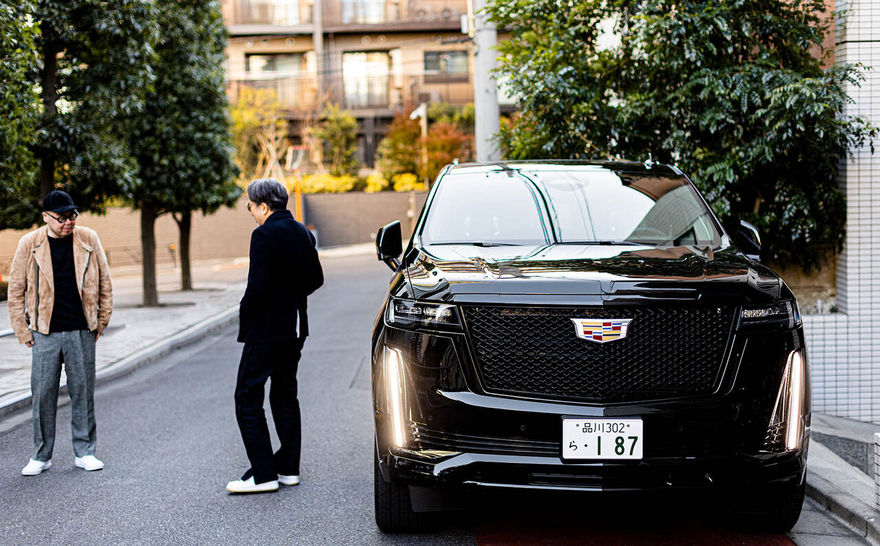 注目のクリエイターがキャデラックとともに過ごす一日──エスカレード × 田中知之 & 前田陽一郎編｜Cadillac