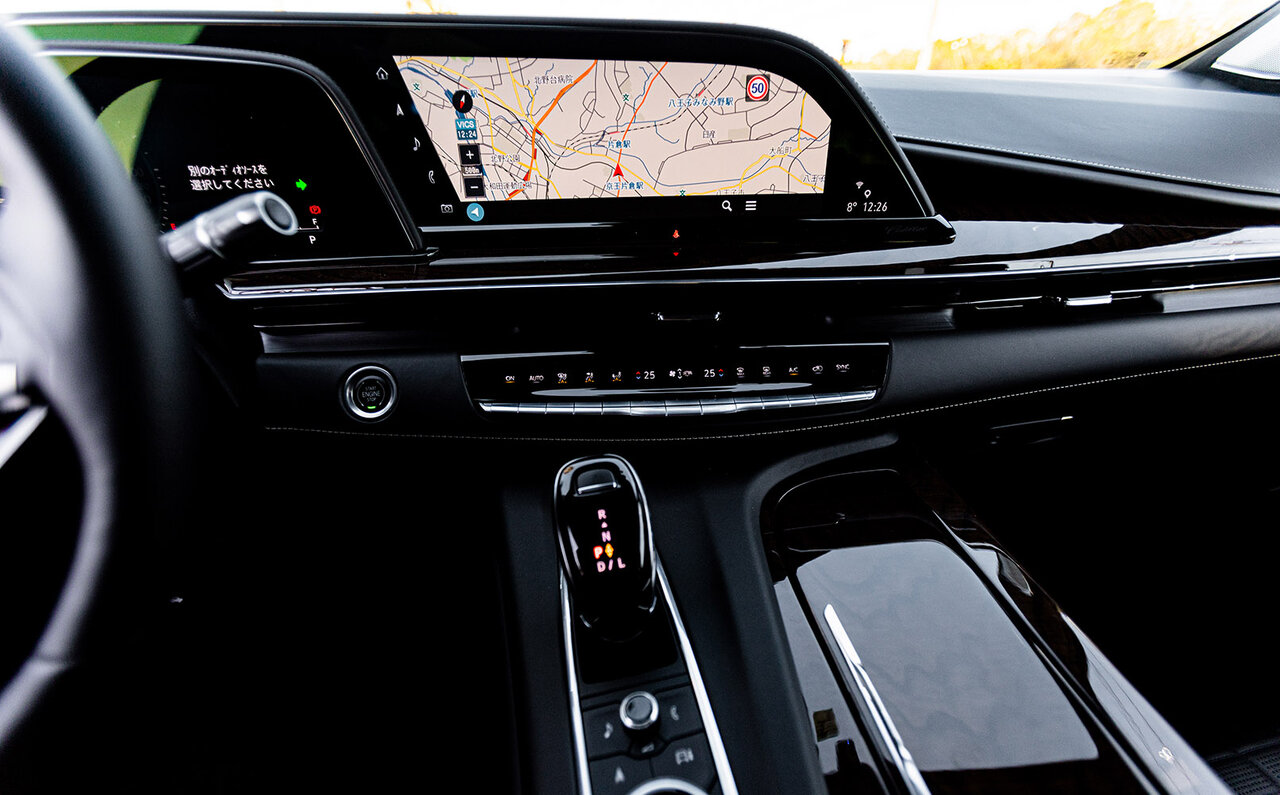 注目のクリエイターがキャデラックとともに過ごす一日──エスカレード × 田中知之 & 前田陽一郎編｜Cadillac