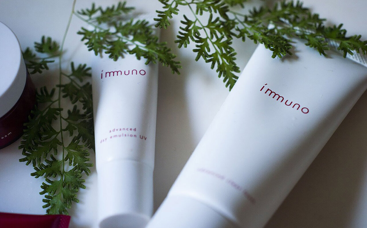 原料の原料まで遡及し、工場の背景にまで目を向ける 徹底して肌と地球の環境にこだわる「immuno」前編