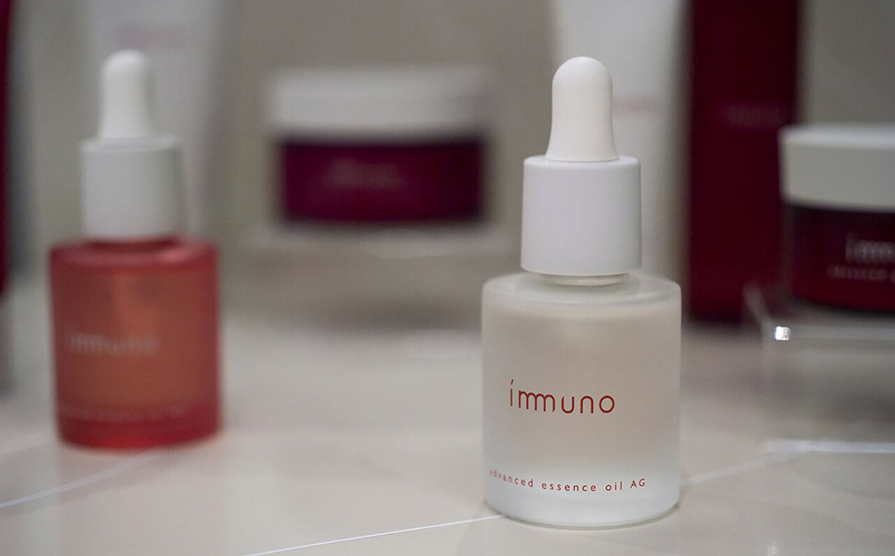 原料の原料まで遡及し、工場の背景にまで目を向ける 徹底して肌と地球の環境にこだわる「immuno」前編