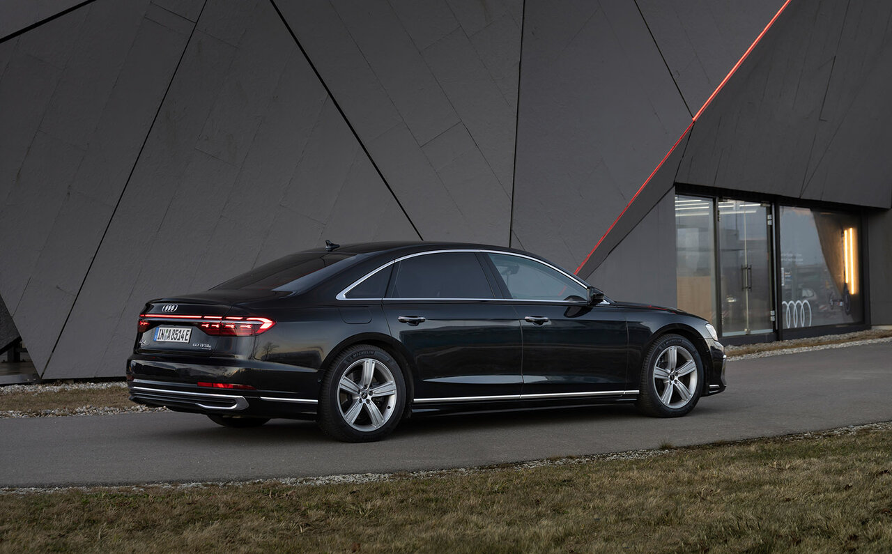 アウディのフラッグシップセダンA8が大幅にアップデート|Audi